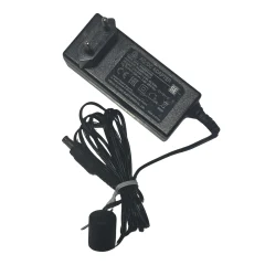 Adaptör OEM 12 VOLT - 1.5 AMPER 5.5*2.5 UÇLU YERLİ ÜRETİM PLASTİK KASA PRİZ TİPİ